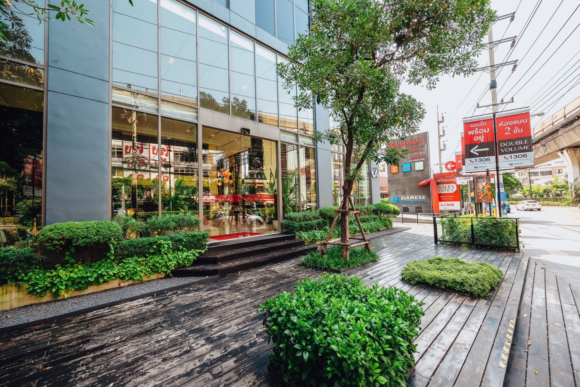 Ramada Plaza by Wyndham Bangkok Sukhumvit 48