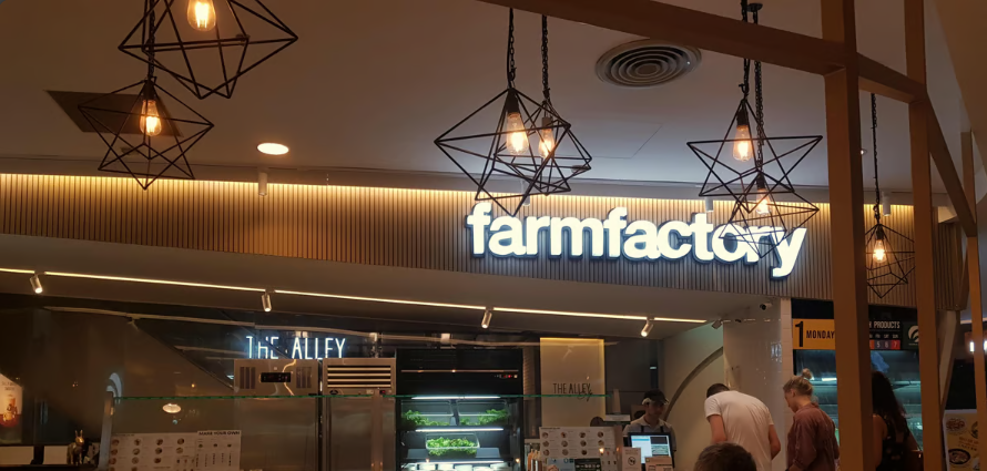 ใครไม่ชอบทานผัก เราขอท้าให้มาลองความผักอร่อย @FarmFactory